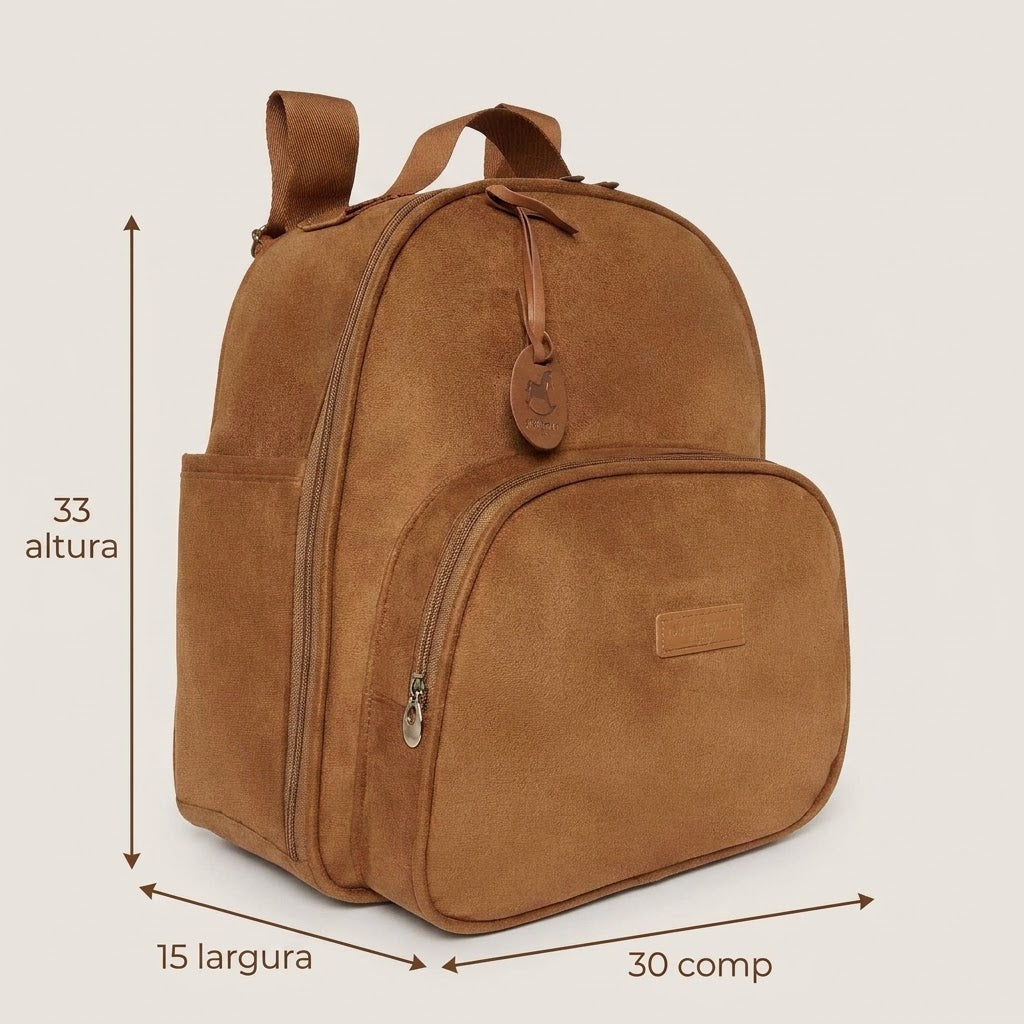 Medidas da Mochila Maternidade de Passeio com Bolso Térmico Carrossel Marrom: 33 cm de altura, 15 cm de largura e 30 cm de comprimento