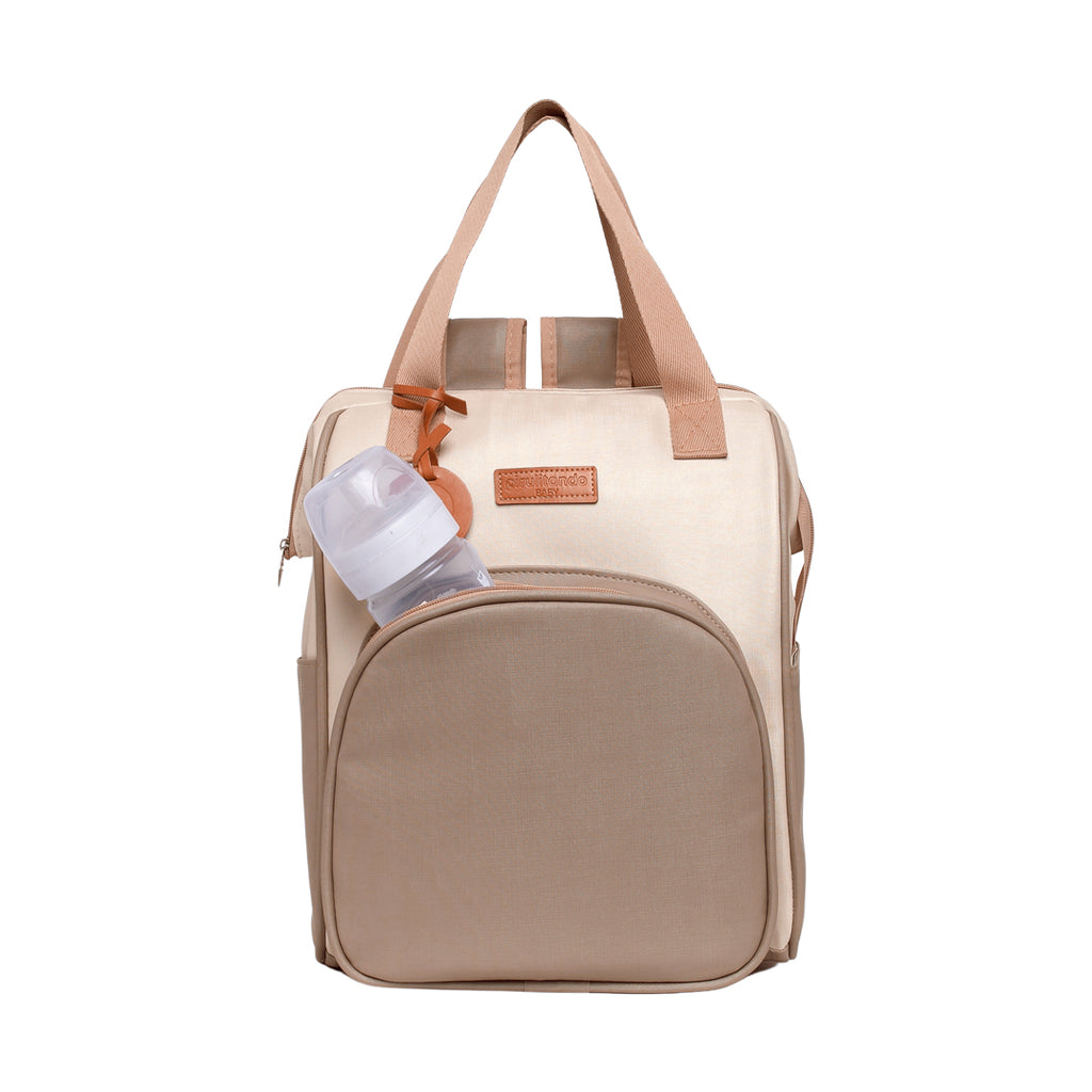 Mochila Maternidade Média Petit Cinza com Bolso Frontal Térmico